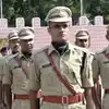 डॉक्टर से आईपीएस तक का सफर, हाथी के दांत से लेकर सोने-चांदी के सिक्के ...