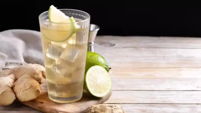 अदरक और नींबू का पानी