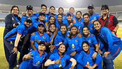 बीसीसीआई का ऐतिहासिक फैसला, दोगुनी से ज्यादा हुई घरेलू महिला क्रिकेटर्स की मैच फीस - bccis big announcement match fees for domestic women cricketers more than doubled - Navbharat Times