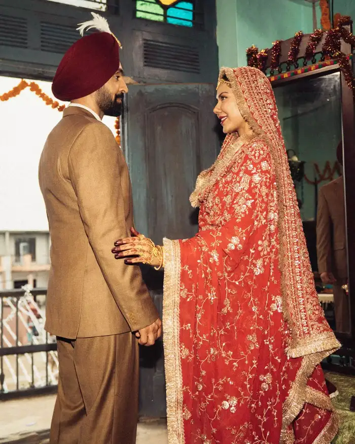 डबका वर्क ने सुंदर बनाया अंदाज 