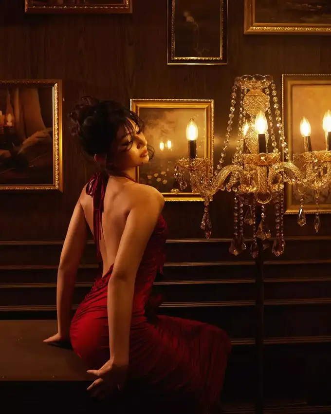 सारा अर्जुन की तस्वीरों ने फैंस के दिलों पर चलाईं छुरियां