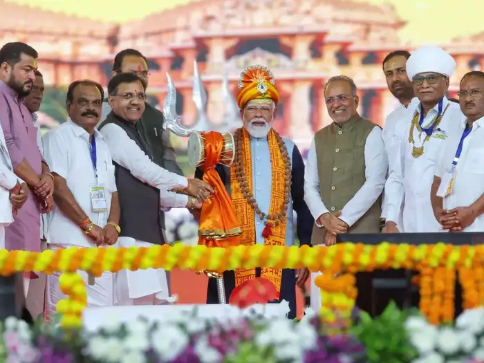 PM Modi in Somnath Swabhiman Parv rally