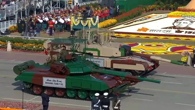 26 January Republic Day Parade Live: सेना ने किया भीष्म टैंक का प्रदर्शन, जानें इसकी खासियत