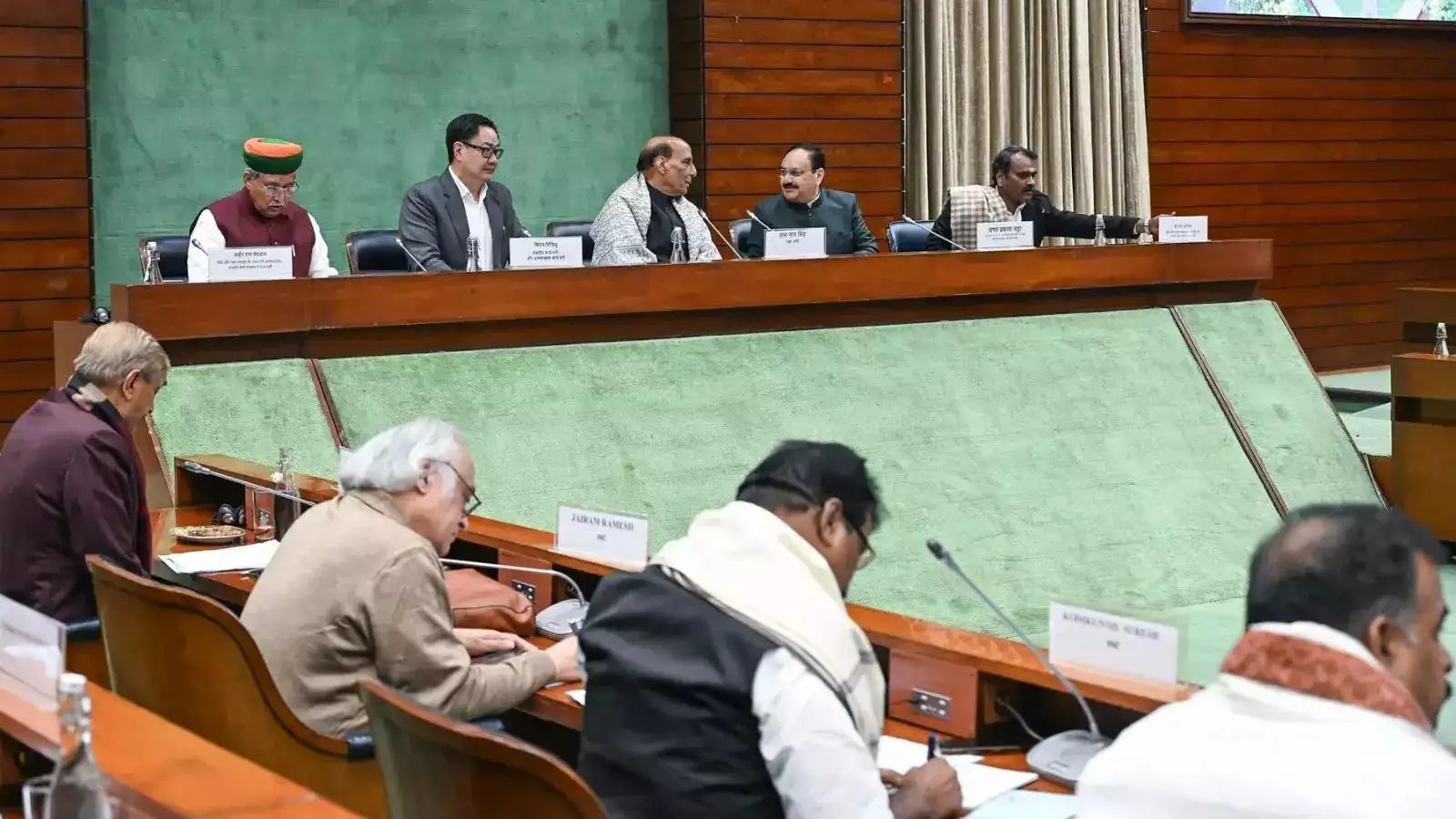 संसद का बजट सत्र 28 जनवरी से शुरू, सर्वदलीय बैठक में विपक्ष ने उठाए एजेंडे पर सवाल