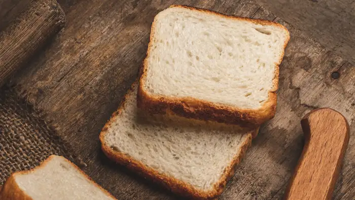 ब्रेड को काटने का सही तरीका