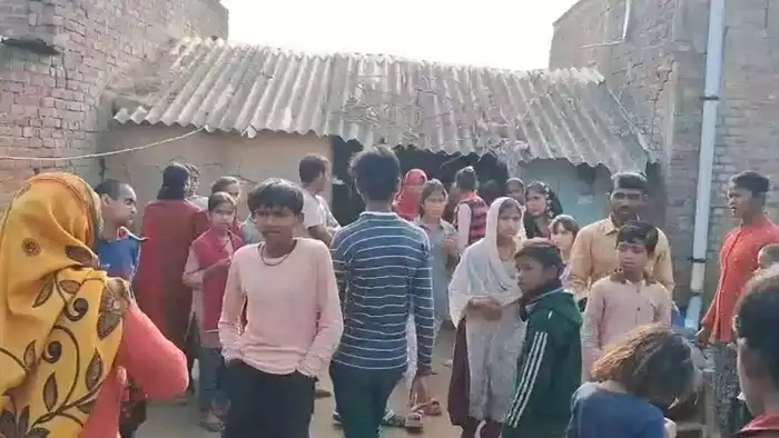 Badaun Cobra Came in Home News1