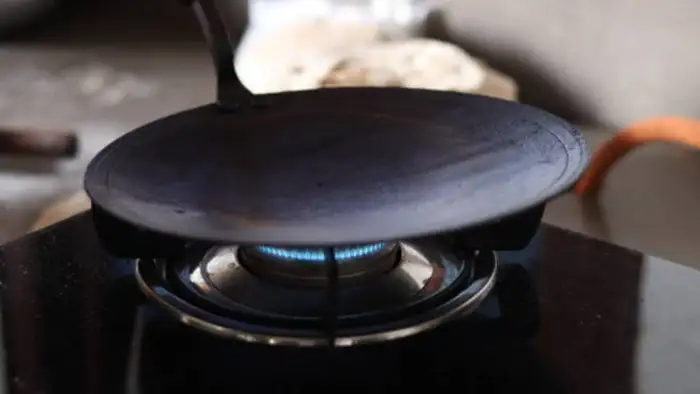 भुरभुरा होने तक पकाना