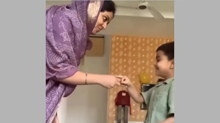 अंगूर के साथ शुरू हुआ खेल 