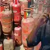 Cylender Booking Fraud: गैस सिलेंडर बुक करने वालों की जेब पर डाका, पुलिस ने बताया स्कैमर्स का नया पैंतरा, जानें कैसे रहें सुरक्षित