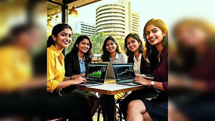 स्मॉल-कैप हुए सस्ते, निवेश का सही समय है? स्मॉल-कैप हुए सस्ते, निवेश का सही समय है?