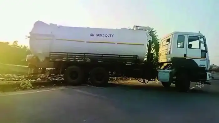 कांग्रेस कार्यकर्ताओं ने दी श्रद्धांजलि कांग्रेस कार्यकर्ताओं ने दी श्रद्धांजलि