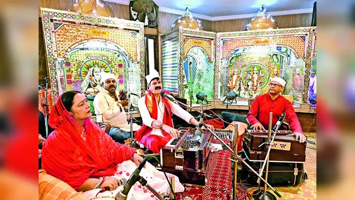 महिला प्रकोष्ठ की इकाइयां भंग महिला प्रकोष्ठ की इकाइयां भंग