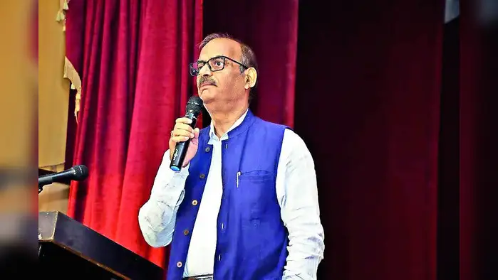 भरोसा बनाइए, समाज मदद के लिए खड़ा मिलेगा : आनंदीबेन भरोसा बनाइए, समाज मदद के लिए खड़ा मिलेगा : आनंदीबेन