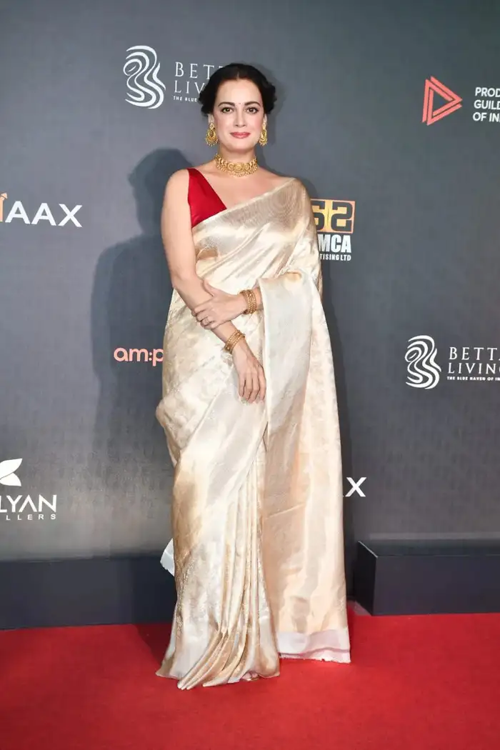 दीया मिर्जा का देसी रूप लगा कमाल