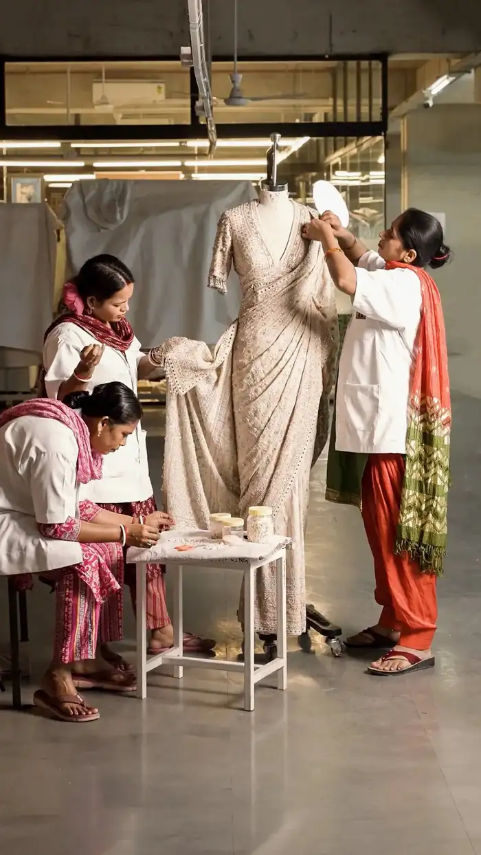 क्या होती है चिकनकारी कढ़ाई?<sup>​</sup>