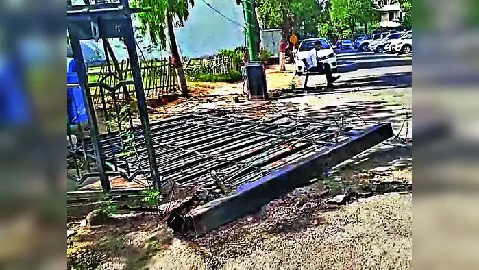 अतिक्रमण पर एक्शन, 1000 से अधिक निर्माण ढहाए अतिक्रमण पर एक्शन, 1000 से अधिक निर्माण ढहाए