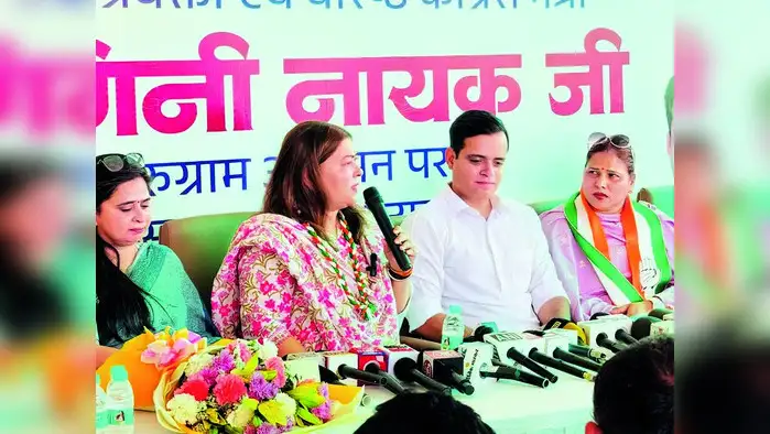 खपत का देंगे रेकॉर्ड, तब मिलेगा कमर्शल सिलिंडर खपत का देंगे रेकॉर्ड, तब मिलेगा कमर्शल सिलिंडर