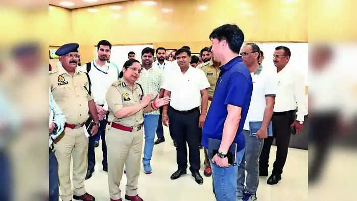 42 डिग्री पहुंचा पारा, हवा भी हुई जहरीली 42 डिग्री पहुंचा पारा, हवा भी हुई जहरीली