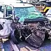 NH-9 पर डिवाइडर फांददूसरी गाड़ी से टकराई कार