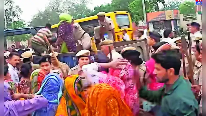 वार्ता सफल, आज खत्म हो सकती है सफाई कर्मियों की हड़ताल वार्ता सफल, आज खत्म हो सकती है सफाई कर्मियों की हड़ताल