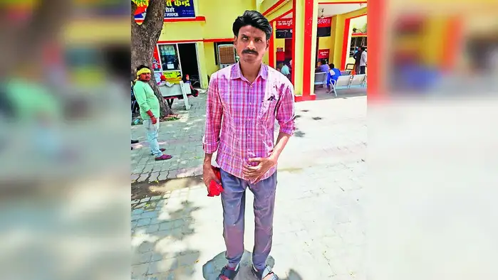 मैनेजर सुइसाइड केस में मुख्य आरोपित शरद सिंह गिरफ्तार मैनेजर सुइसाइड केस में मुख्य आरोपित शरद सिंह गिरफ्तार