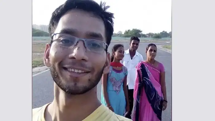 9वीं क्लास में पिता को खोया