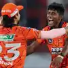 IPL 2026: ईशान किशन का बड़ा दिल, साकिब हुसैन की मदद के लिए बढ़ाया हाथ, 6 जोड़ी जूते गिफ्ट किए - ishan kishan gave sakib hussain six pairs of shoes to help
