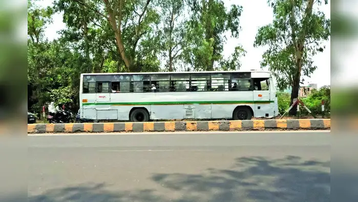 दीप सिटी में 5 अवैध निर्माण सील दीप सिटी में 5 अवैध निर्माण सील