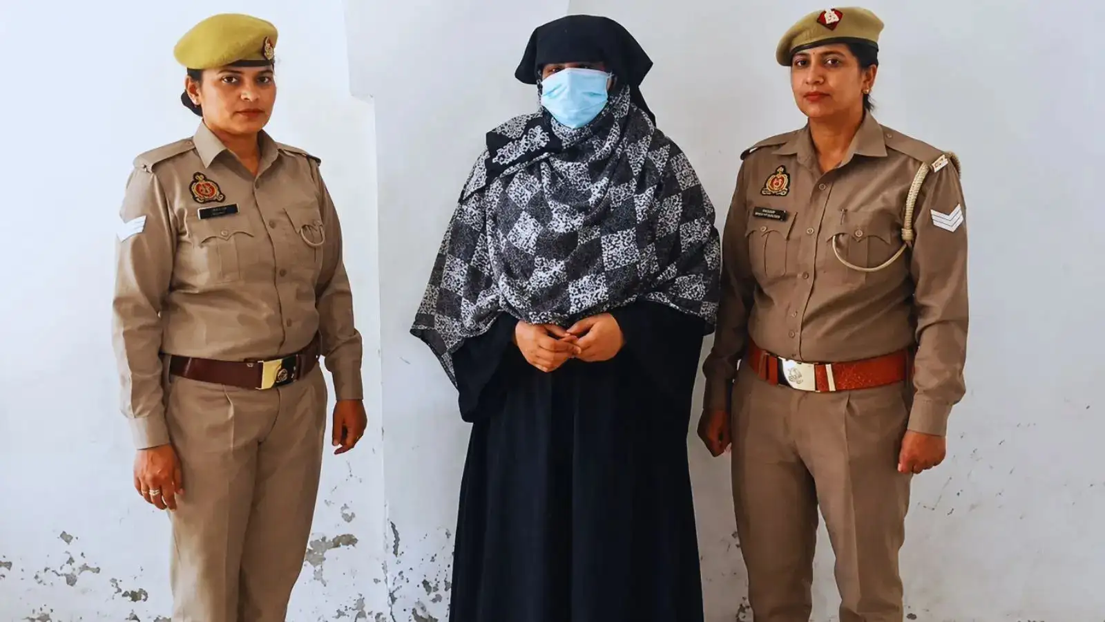 शामली में लव जिहाद: आयुष मलिक धर्मांतरण मामले में युवती, 3 मौलवी समेत 10 पर केस दर्ज; जांच शुरू