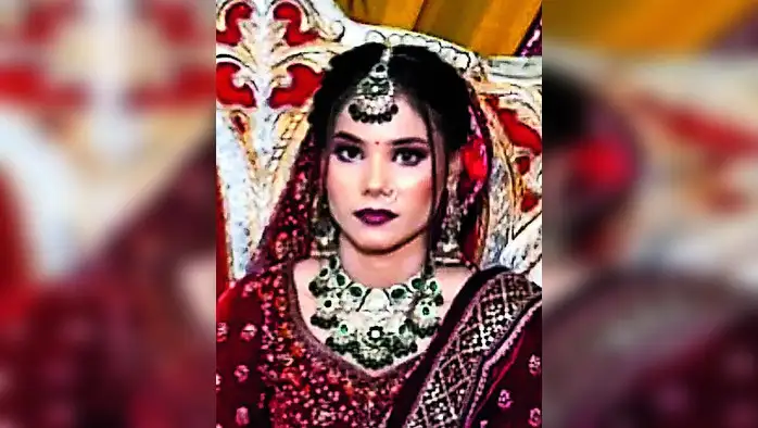 लापरवाही : टूटी मिली नवजात के हाथ की हड्डी लापरवाही : टूटी मिली नवजात के हाथ की हड्डी