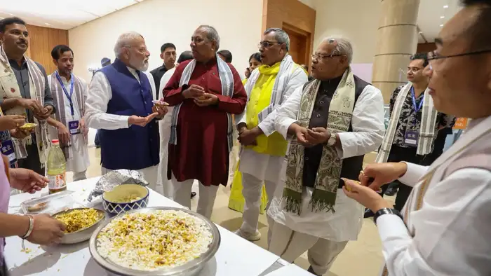 स्नैक ब्रेक में दिखी NDA की दोस्ती और एकजुटता