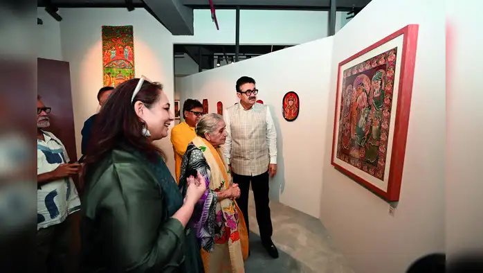 मेट्रो स्टेशन पर संगीत के साथ गूंजा शांति का संदेश मेट्रो स्टेशन पर संगीत के साथ गूंजा शांति का संदेश