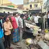 आगरा में जर्जर मकान का छज्जा गिरा, मलबे में दबकर 10 साल के मासूम की मौत, बुजुर्ग गंभीर घायल