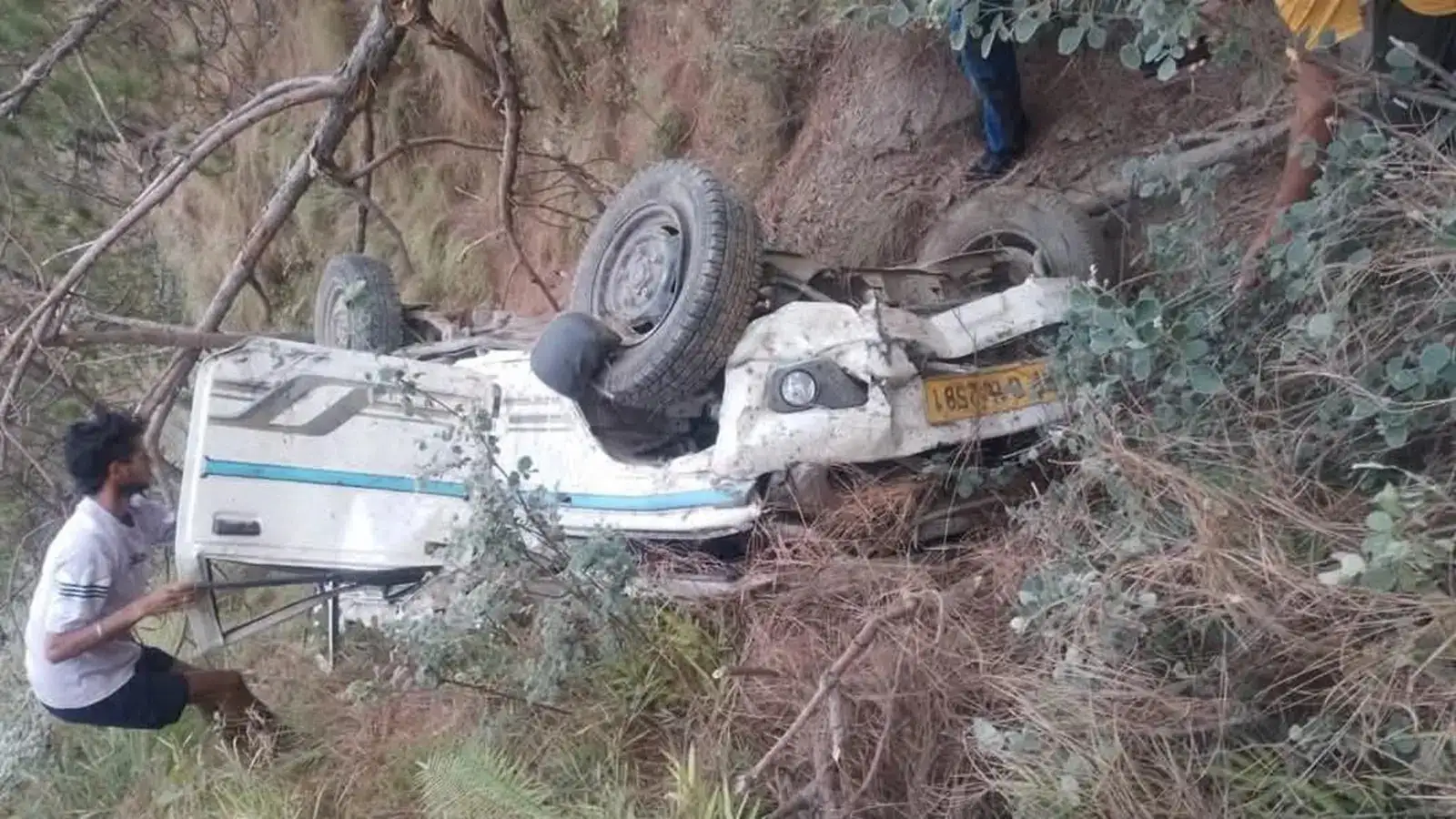 Chamba Bolero Accident: हिमाचल के चंबा में मुंडन संस्कार से लौट रहे 7 लोगों की सड़क हादसे में मौत, मरने वालों में 3 सगे भाई