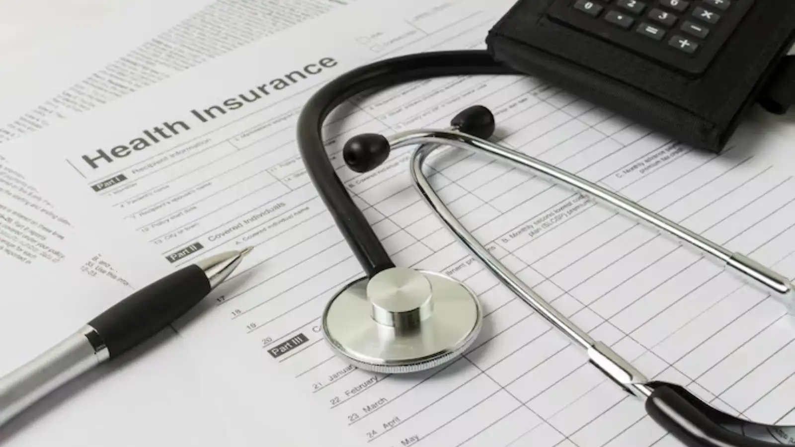 German Health Insurance: जर्मनी पढ़ने जा रहे हैं? पहले लेना होगा हेल्थ इंश्योरेंस, भारतीयों को ये कैसे मिलेगा