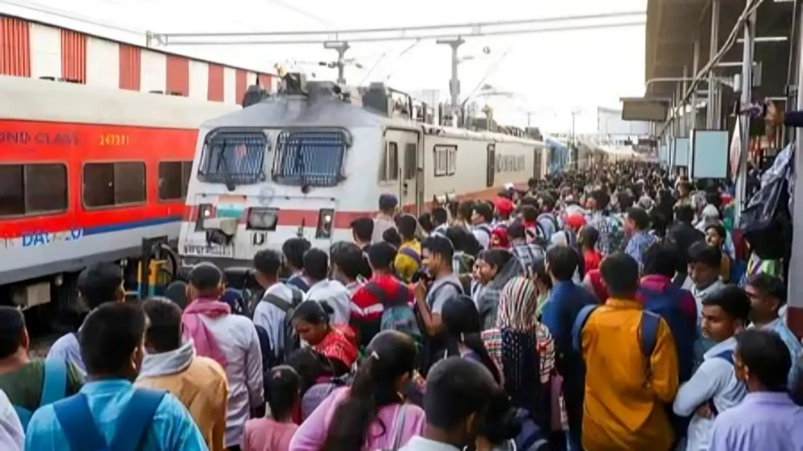 Exam Special Train: बिहार में नीट अभ्यर्थियों को लेकर 21 जून को चलेगी 6 'स्पेशल ट्रेनें', EOU की एडवाइजरी जारी