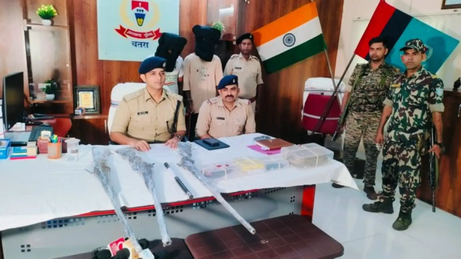 झारखंड में माओवादियों के नाम पर अपहरण की कोशिश नाकाम, दो आरोपी गिरफ्तार, छह लोगों को बचाया गया