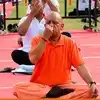 Yoga Day 2026: सीएम योगी आदित्यनाथ ने झांसी में किया योग, स्वस्थ आयु के लिए बताया जरूरी