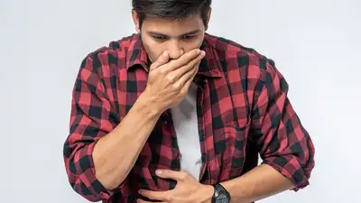 How Smoking Triggers Heartburn,क्या लगा केवल फेफड़े होते हैं खराब? स्मोकिंग  से पेट और डायजेशन को भी होता है तगड़ा नुकसान, जानें कैसे? - why does  heartburn flare up ...