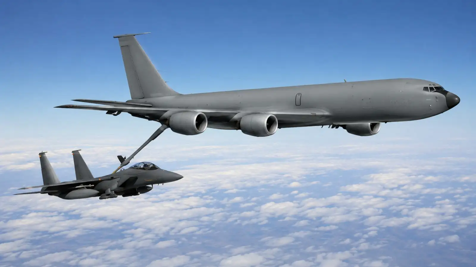 आसमान में हवाई ईंधन क्षमता को मिलेगा बड़ा बूस्ट, दूसरा KC-135 टैंकर लेने की तैयारी में भारतीय वायुसेना, क्यों है जरूरी?