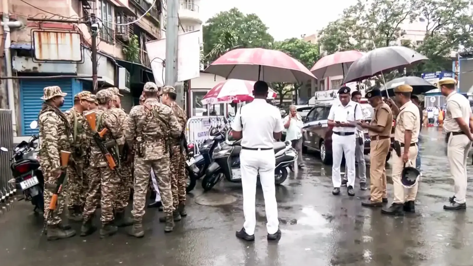 TMC के दिए 160 करोड़ से केयरवेल एविएशन ने खरीदे एम्ब्रेयर एयरक्राफ्ट और अगस्ता हेलीकॉप्टर, ED छापे में खुला बड़ा खेल