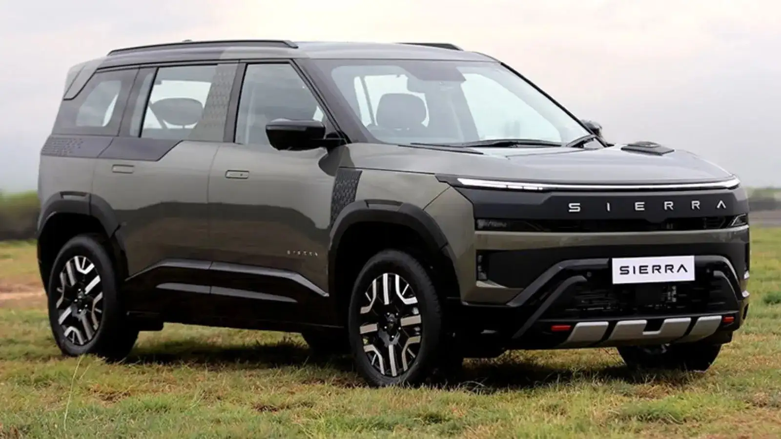 Tata Sierra Jubilee Edition भारत में लॉन्च, शोरूम से मिलेंगी शानदार एक्सेसरीज, जानें कीमत और फीचर्स