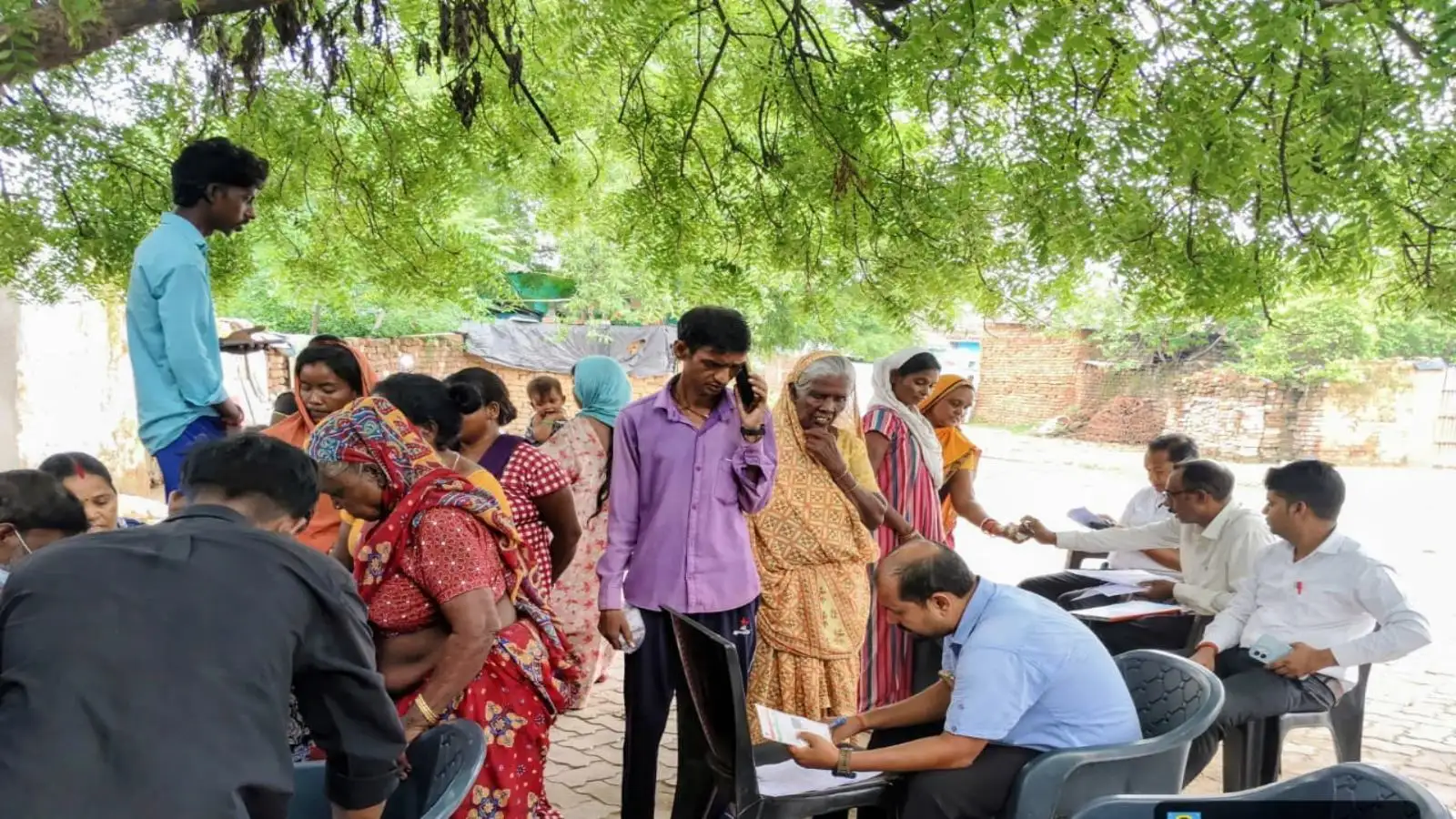 SIR in Jharkhand: झारखंड में 83.40 प्रतिशत वोटरों को मिला फॉर्म, 5336 बूथों पर बीएलओ ने 100 फीसदी को किया पूरा