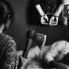 पति के अफेयर के शक में पत्नी बनी कातिल! सोते समय कुल्हाड़ी से उतारा मौत के घाट, 9 बच्चों की मां गिरफ्तार