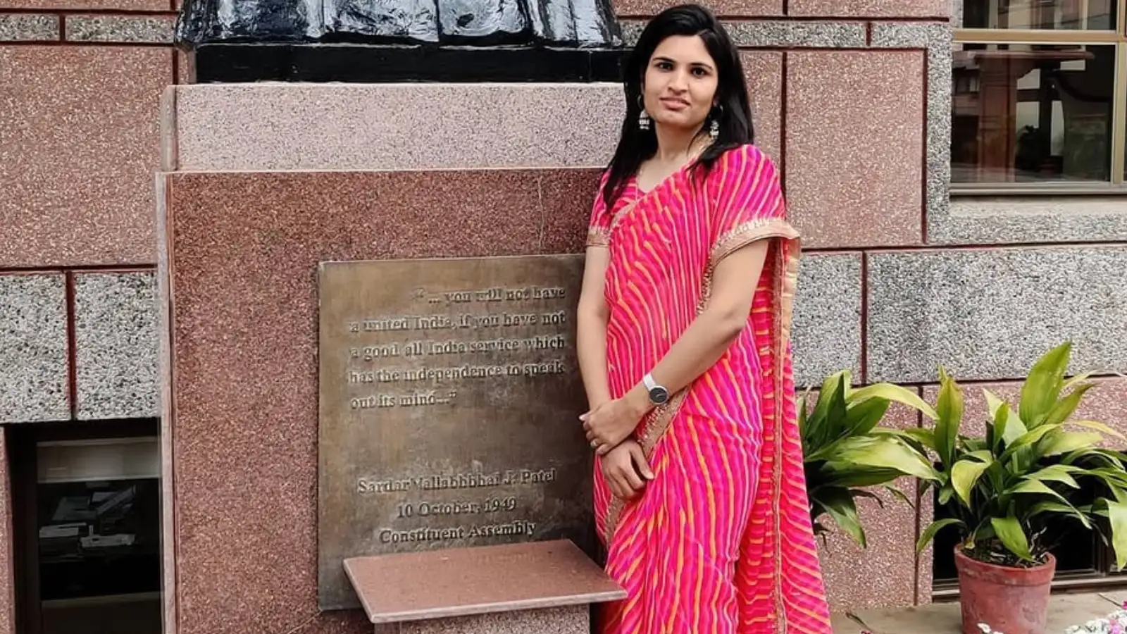 UPSC Success Story: ‘फेल हुई तो शादी हो जाएगी’, जाॅब छोड़कर की तैयारी, 2 बार हारकर IAS बनी हरियाणा की बेटी