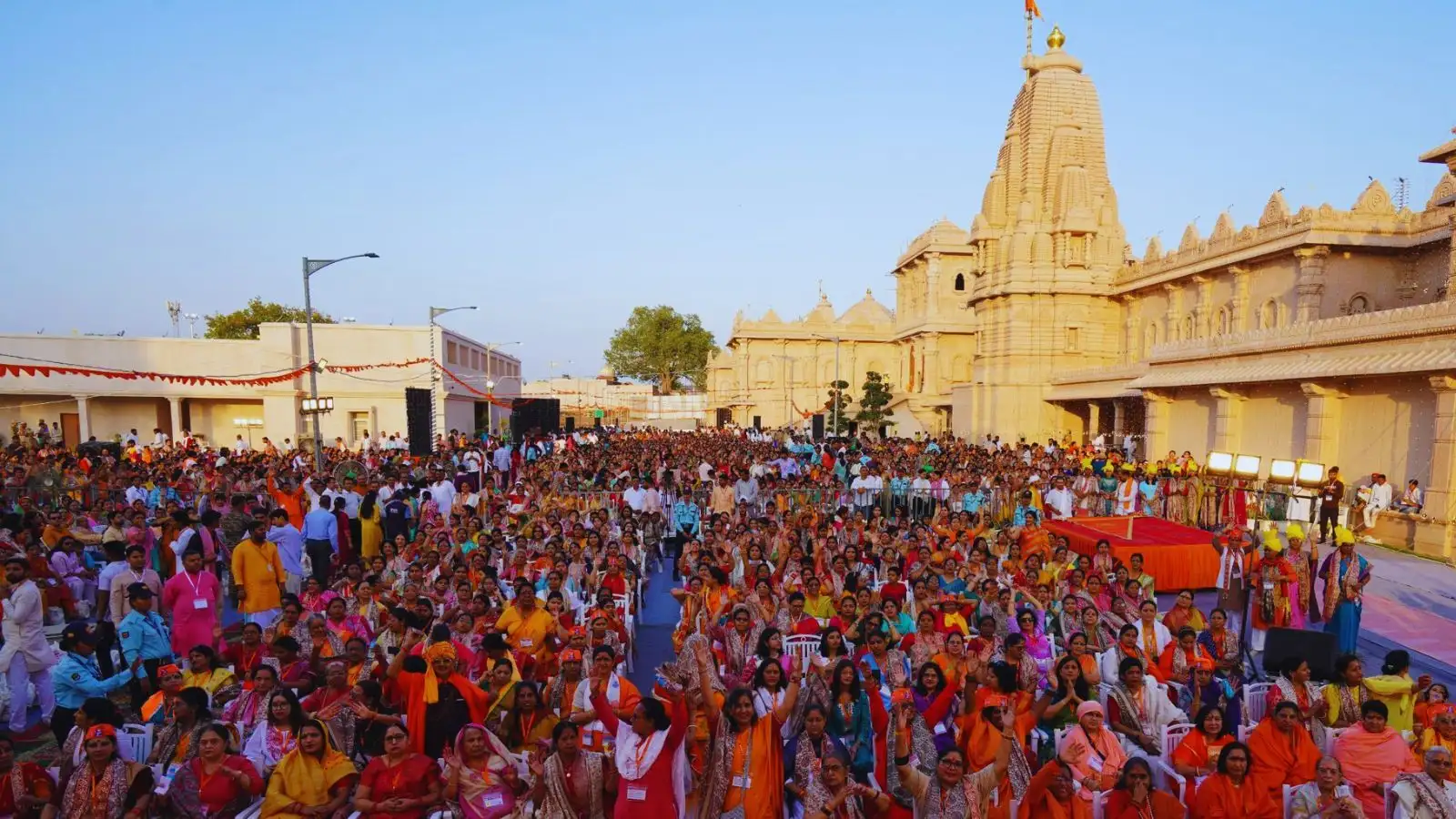 राम मंदिर चढ़ावा चोरी की जांच नगर निगम, LDA तक पहुंची; डीएम ने जारी किया आदेश