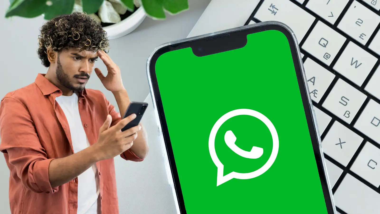 WhatsApp Under Review: अचानक बंद हुआ व्हाट्सऐप, स्क्रीन पर दिखा 'अकाउंट अंडर रिव्यू' का मैसेज, यूजर्स कर रहे शिकायत