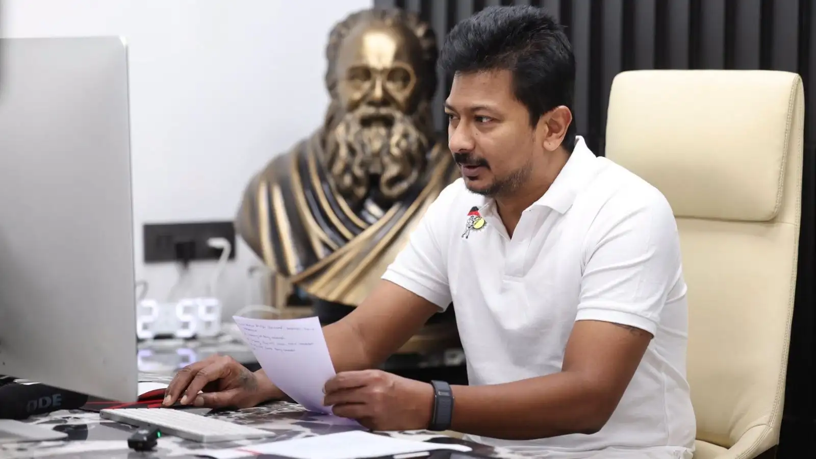 Udhayanidhi Stalin: तृषा कृष्णन पर बयान देकर बुरे फंसे उदयनिधि स्टालिन, जानें चेन्नई पुलिस ने कितनी धाराएं ठोंकी