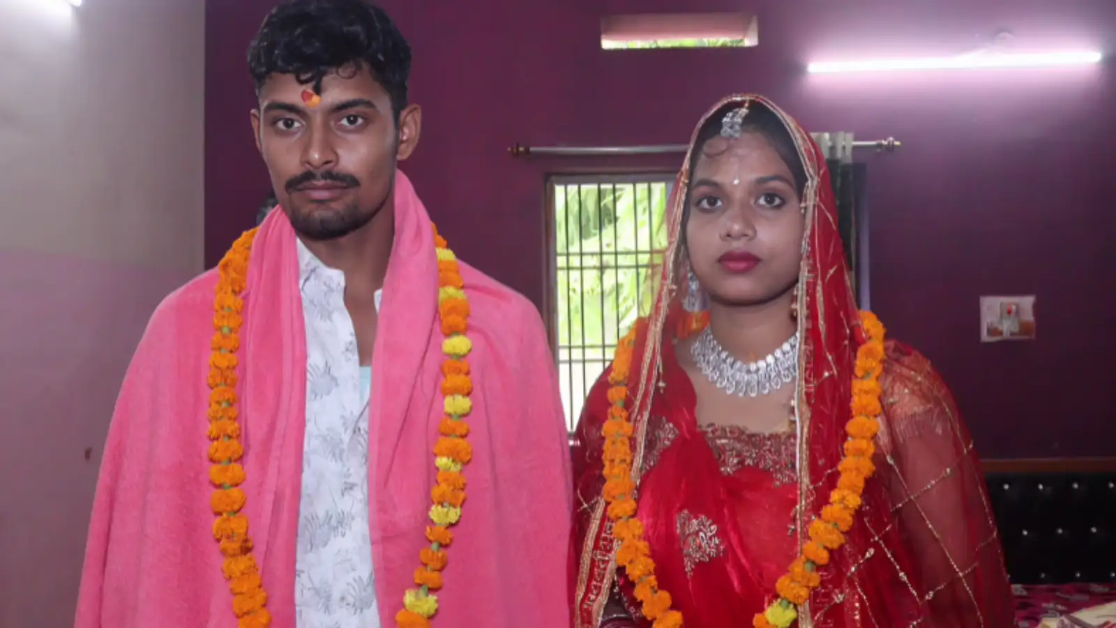 शादी तो मुझसे ही होगी! समस्तीपुर से औरंगाबाद पहुंची प्रेमिका, सिपाही जी को थाने से ले गई मंदिर