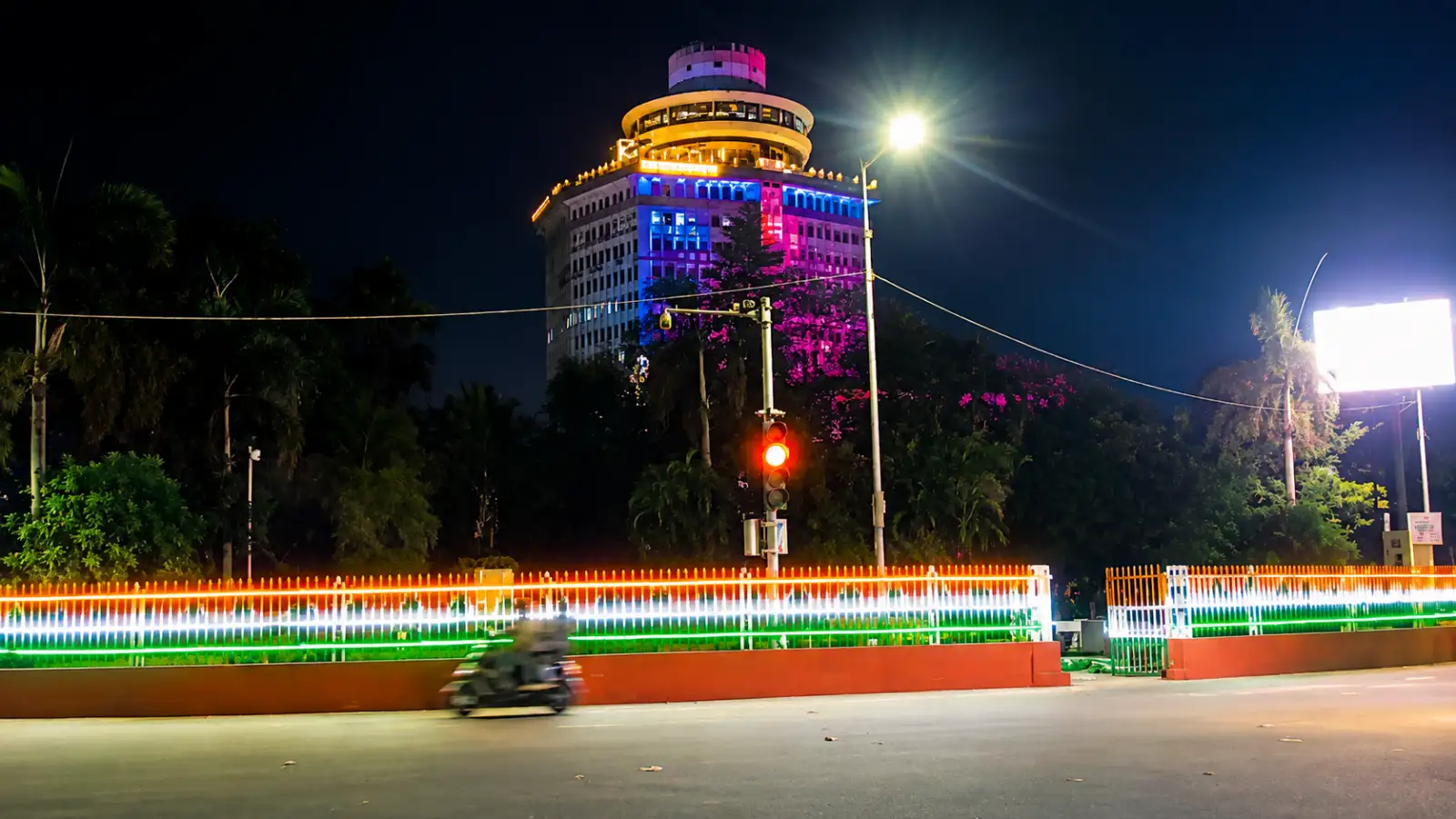 सीएम सम्राट चौधरी के नेतृत्व में आज निकलेगी तिरंगा यात्रा, पटना में ट्रैफिक रूट बदला, सुरक्षा के कड़े इंतजाम